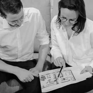 Interior Designer Katharina Stocker mit Kollege zuständig für das Gebiet Erlangen, Nürnberg und Fürth.