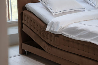 Lotus Bett - Stocker Einrichten